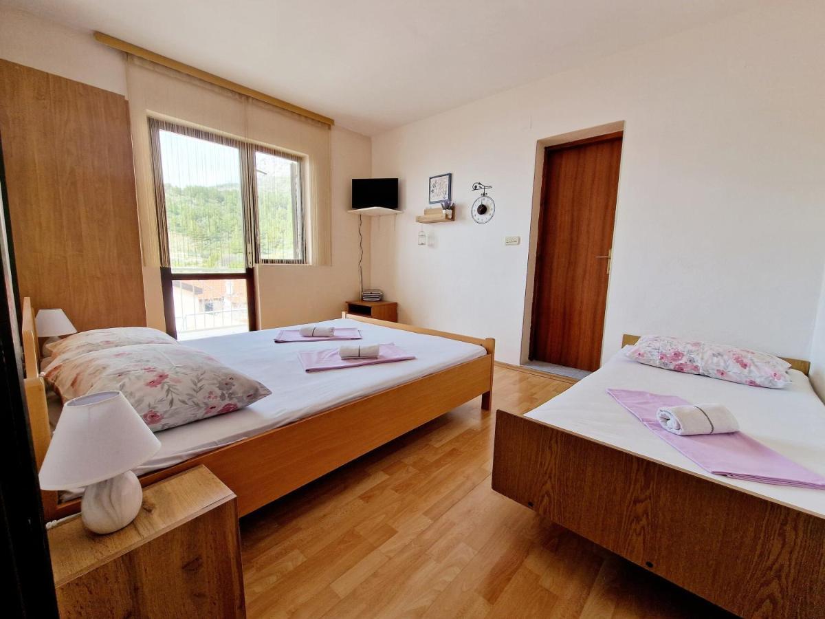 Apartments By The Sea Podaca, Makarska - 6874 Eksteriør billede